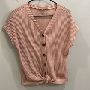 Shirt-sleeved pink top with front tie